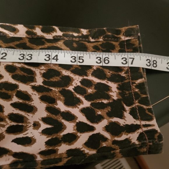 🆕️ Ashley Mason Leopard Cargo Skinny - Picture 11 of 12